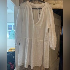 White Long-Sleeve dress